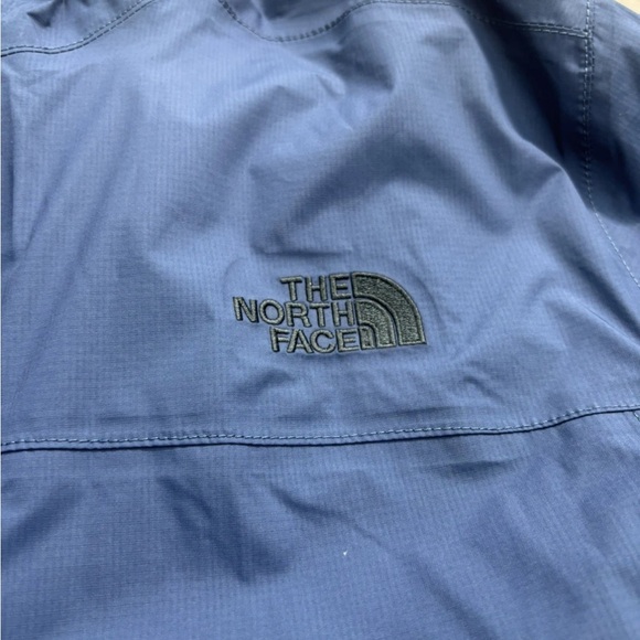 The North Face Men’s Blue Hooded Jacket - Picture 2 of 9